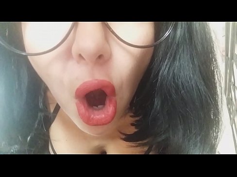 ❤️ Mieloji, tavo patėvis šiandien neleis tau eiti į mokyklą... Man tavęs per daug reikia... ❤️ Namų porno prie mūsų ❌️