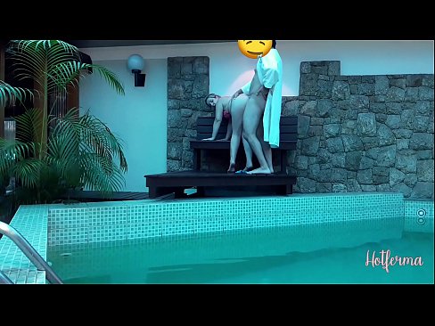 ❤️ Bosas pakviečia tarnaitę į baseiną, bet negalėjo atsispirti karštam ❤️ Namų porno prie mūsų ❌️
